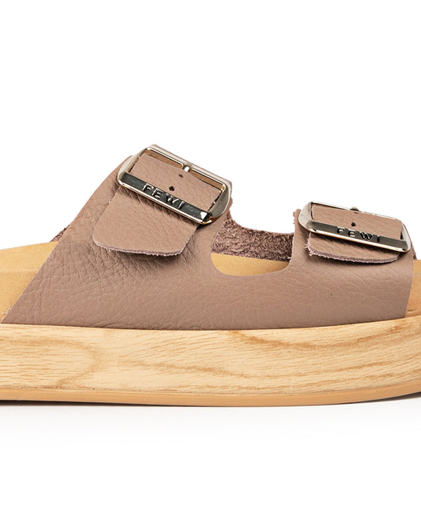 Cut: Mare Vison Tucson leather